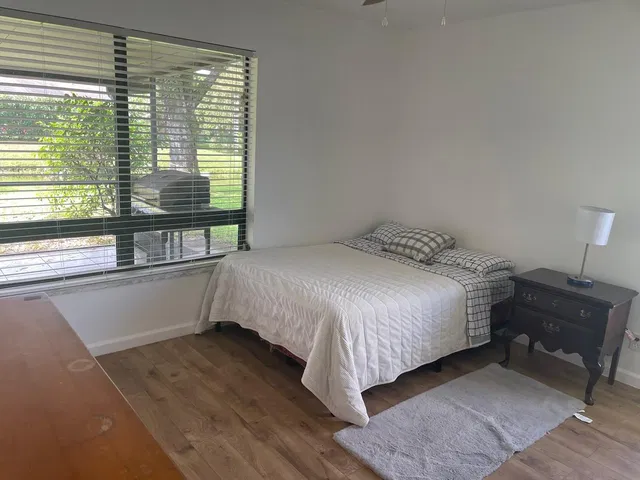 Residence photo 11