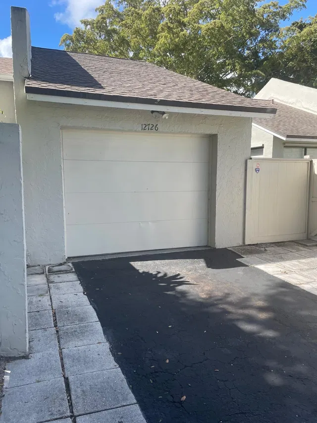 Residence photo 20