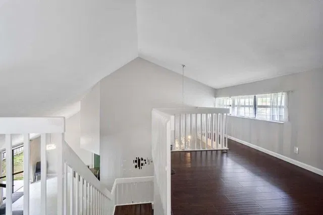Residence photo 10