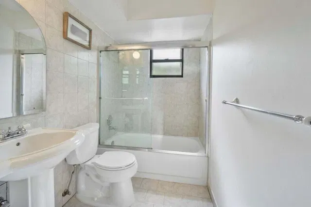 Residence photo 11