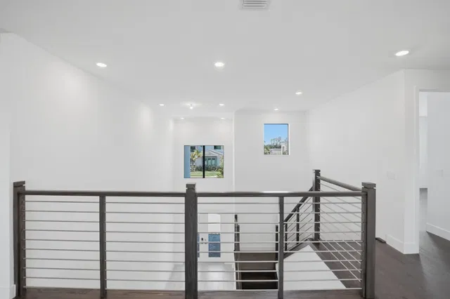 Whitmore Estates Residence photo 36