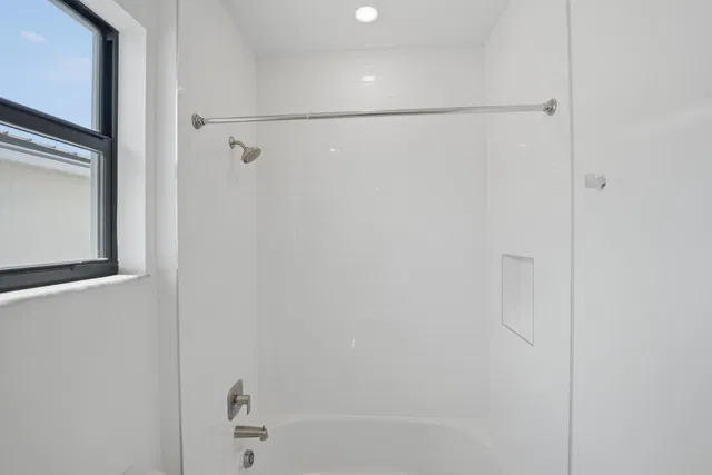 Whitmore Estates Residence photo 39