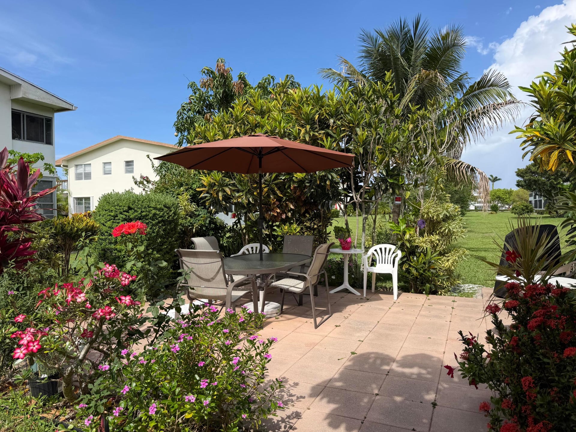 Residence photo 3