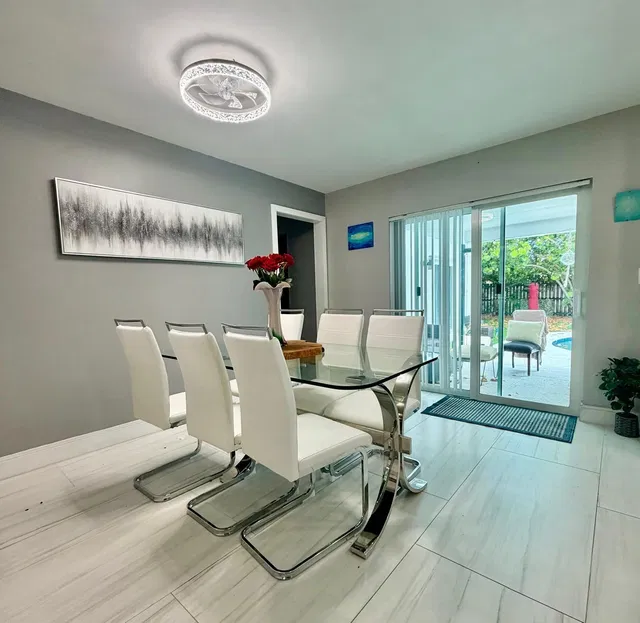 Residence photo 25