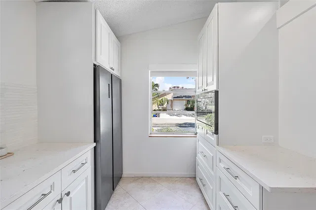 Residence photo 9