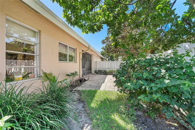 Residence photo 30