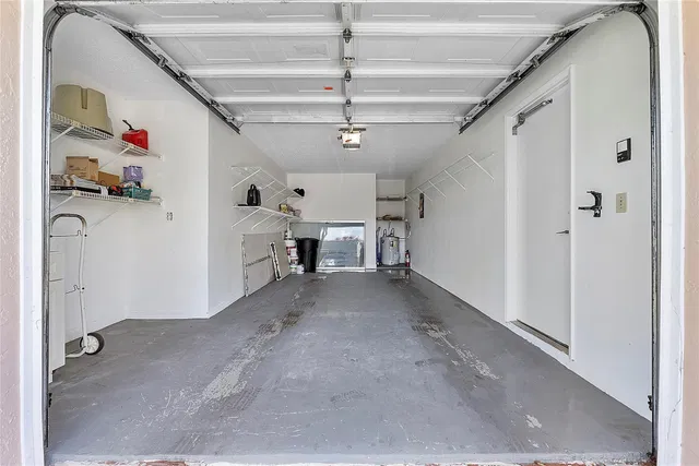 Residence photo 34
