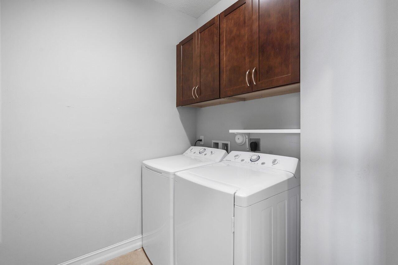Unit 4 photo 15