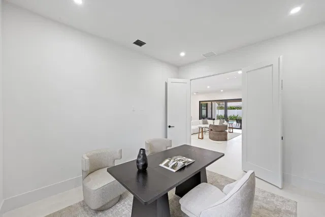 Palm Beach Isles Residence photo 24