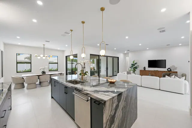 Palm Beach Isles Residence photo 30