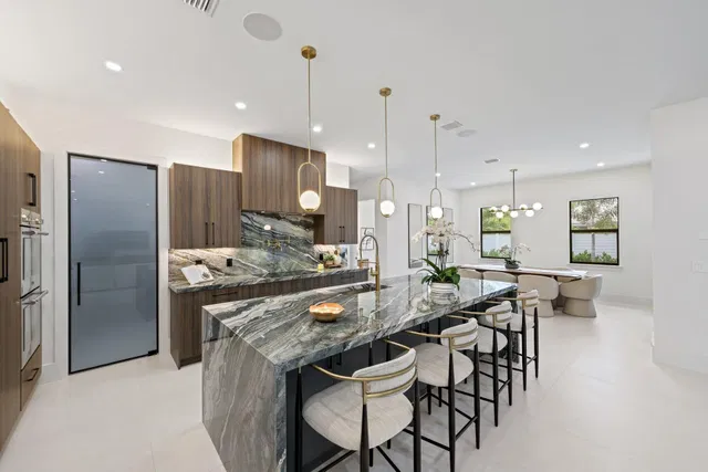 Palm Beach Isles Residence photo 32