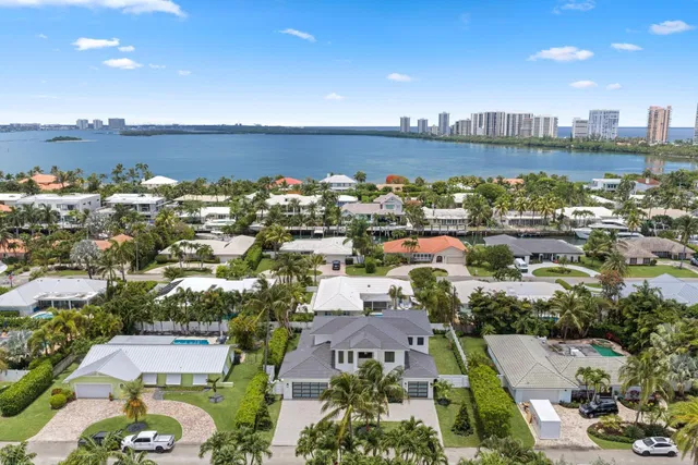 Palm Beach Isles Residence photo 81