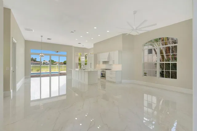 PGA National Palm Beach Gardens Residence photo 24
