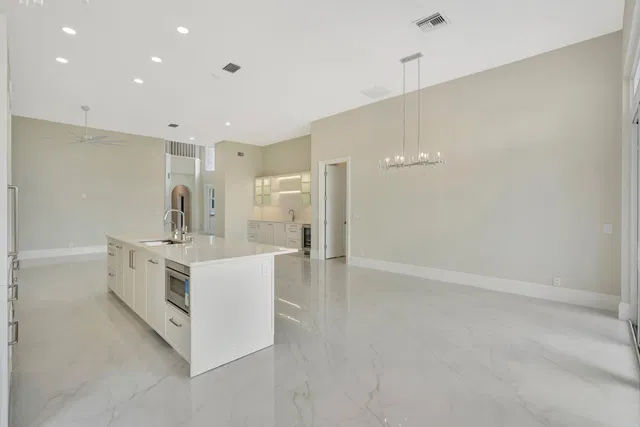 PGA National Palm Beach Gardens Residence photo 27