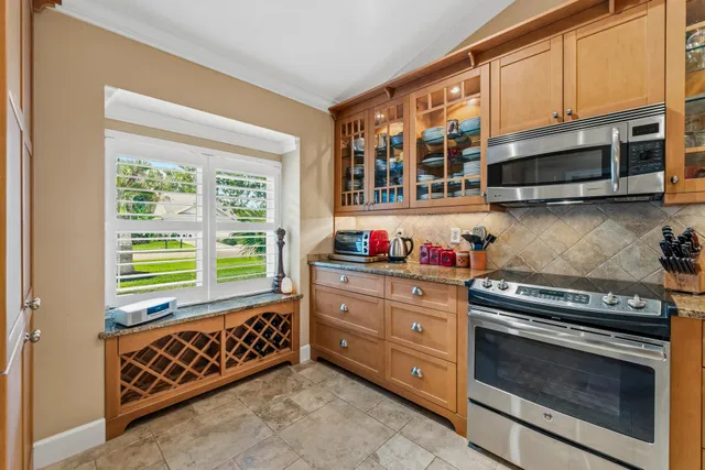 Residence photo 11