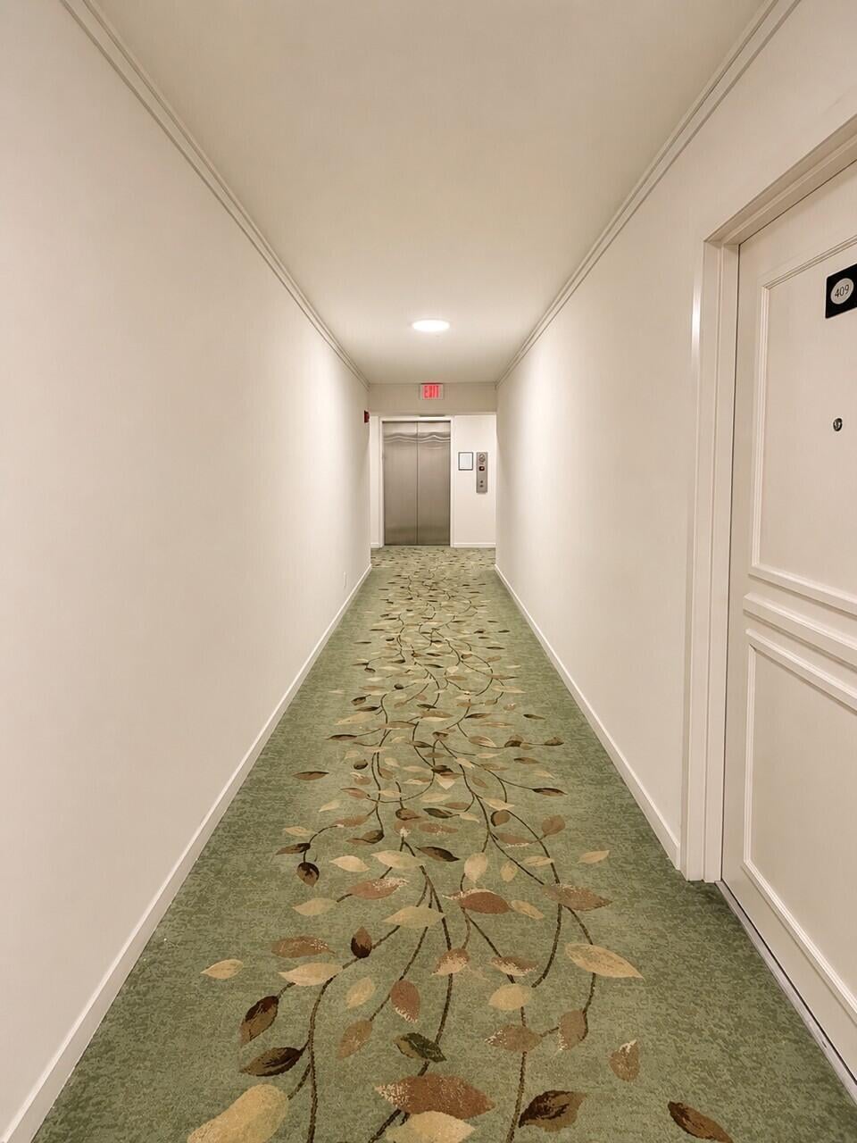 Unit 404 photo 27