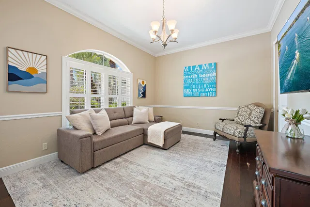 Residence photo 14