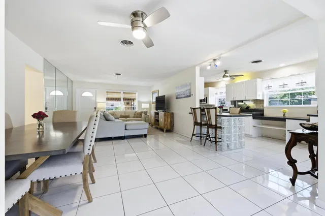 Residence photo 11