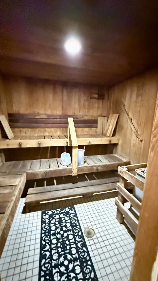 Unit 214 photo 59