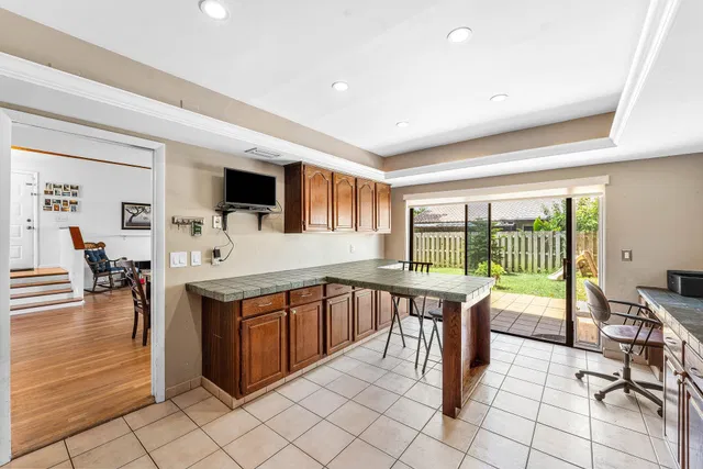  Residence photo 11