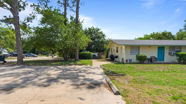  Residence photo 24