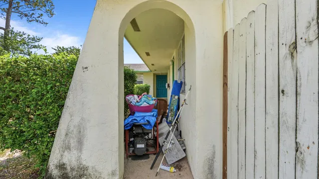  Residence photo 27