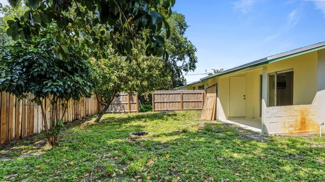  Residence photo 60