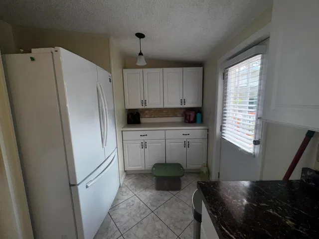  Residence photo 7