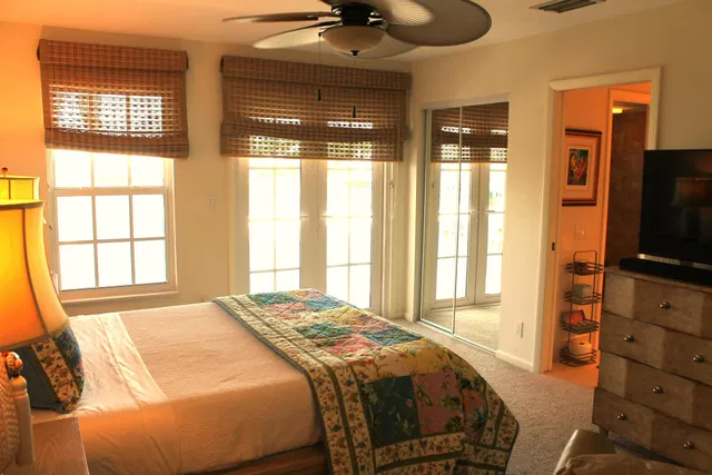Residence photo 24