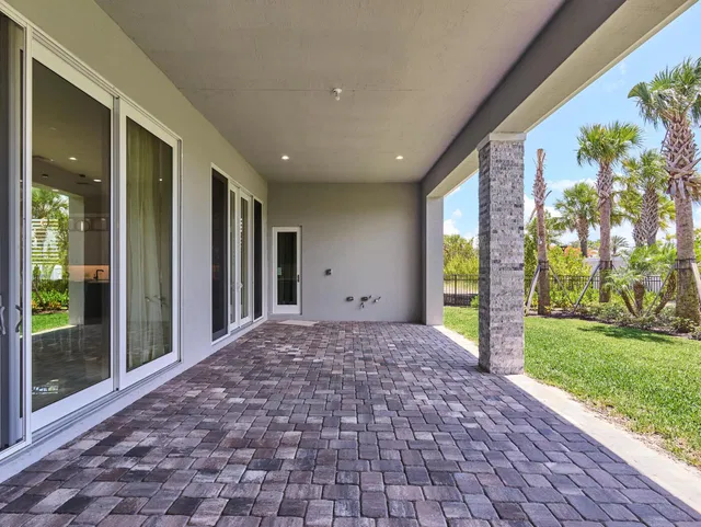 Avenir Residence photo 40