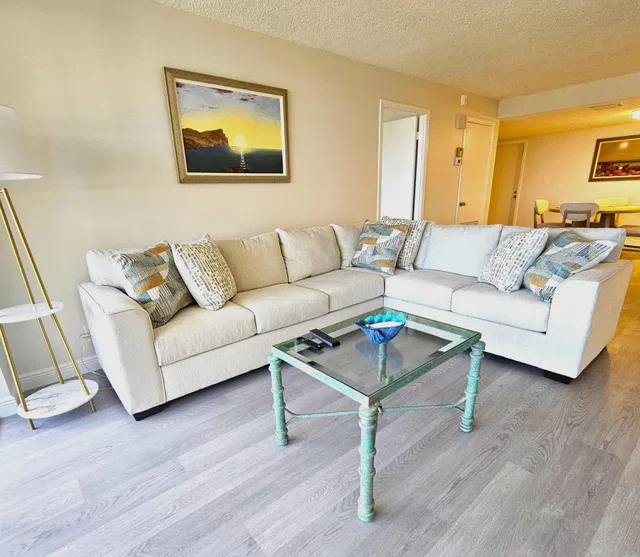 Unit 215 photo 2