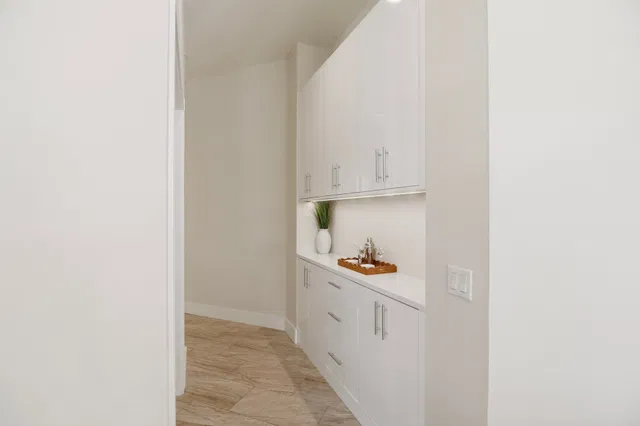  Residence photo 25