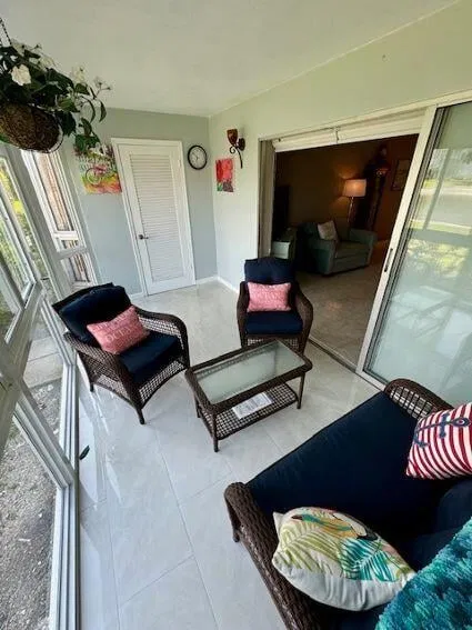 Unit 101 photo 21