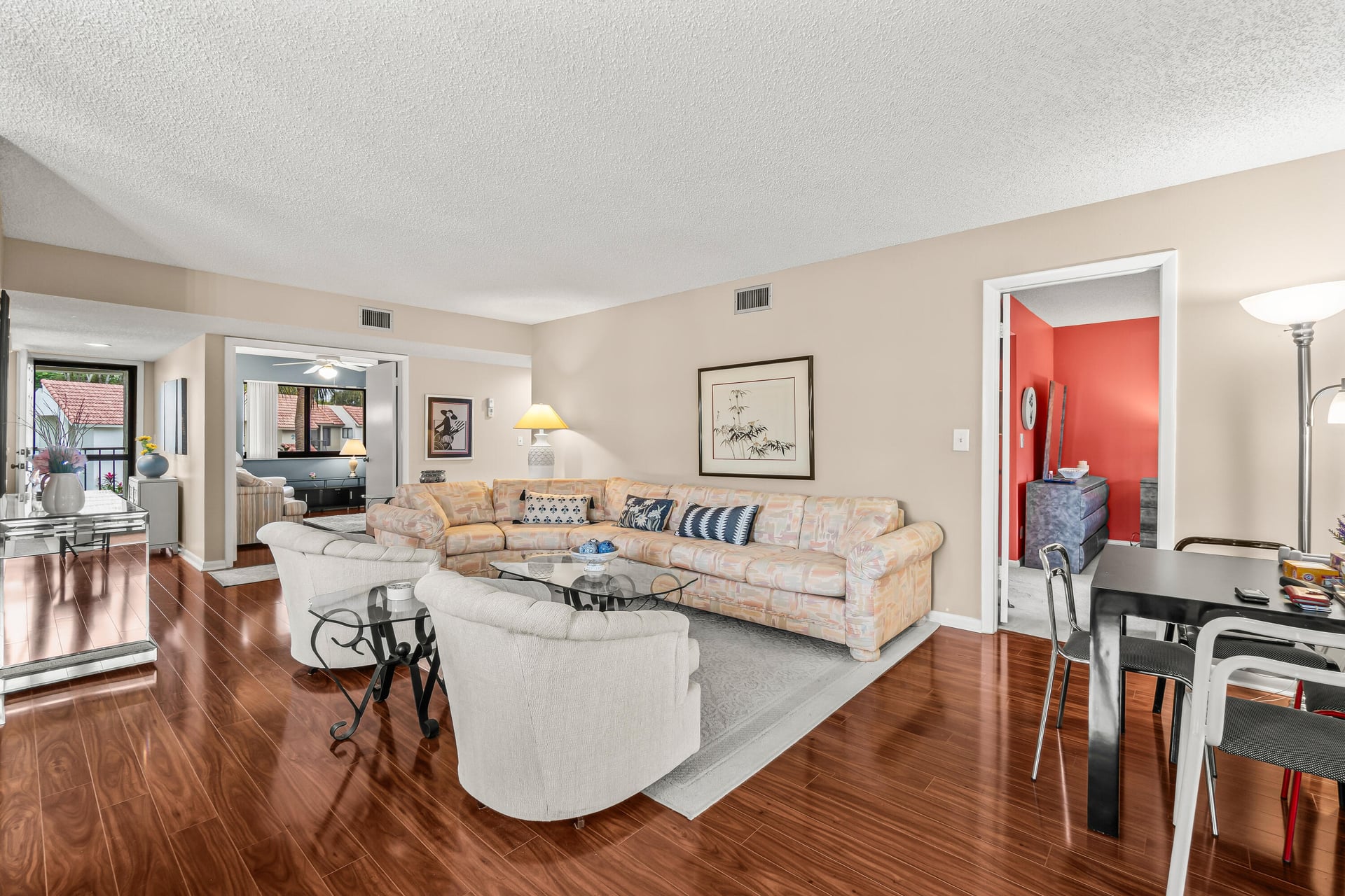 Residence photo 7