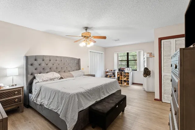 Residence photo 15