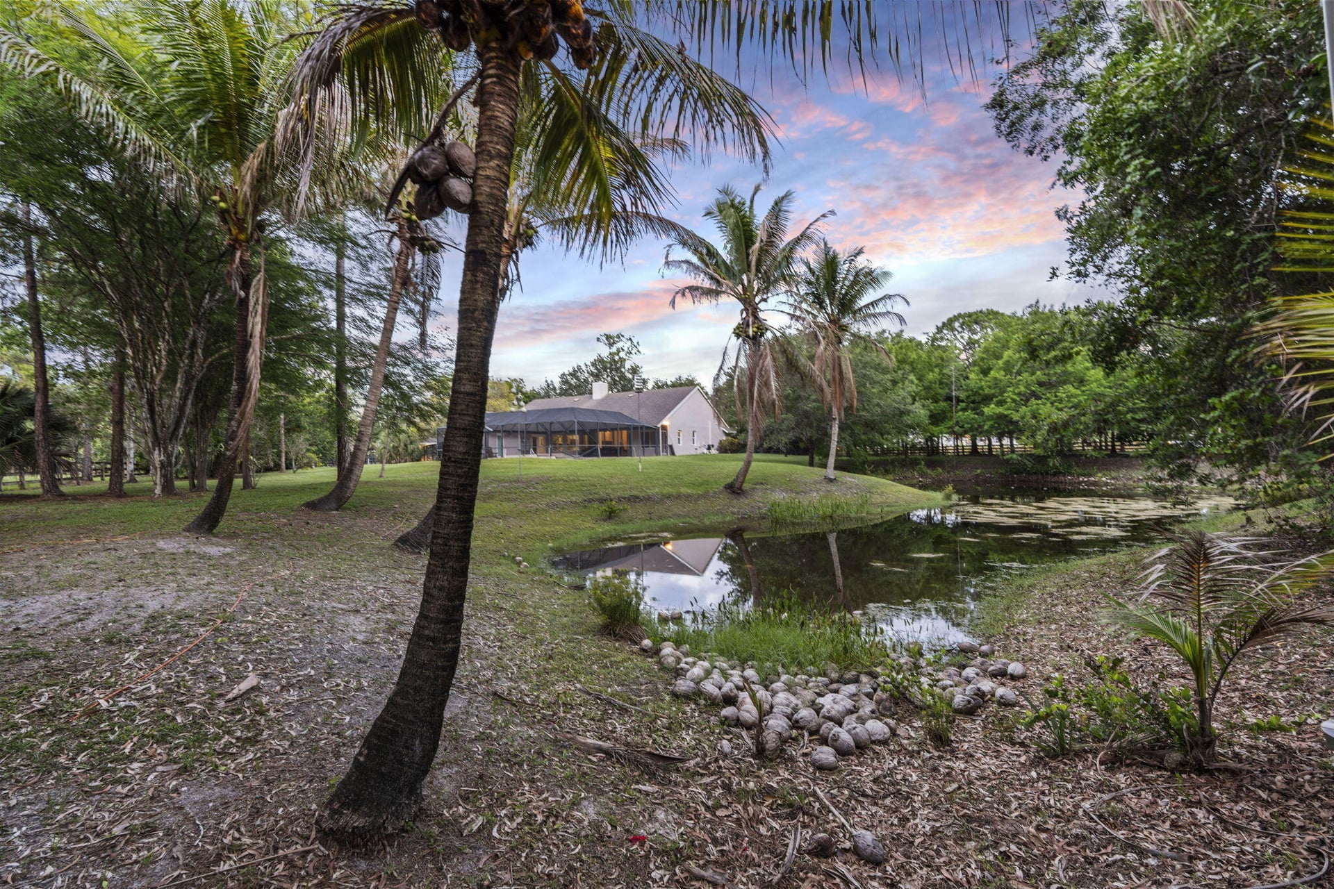 Residence photo 11