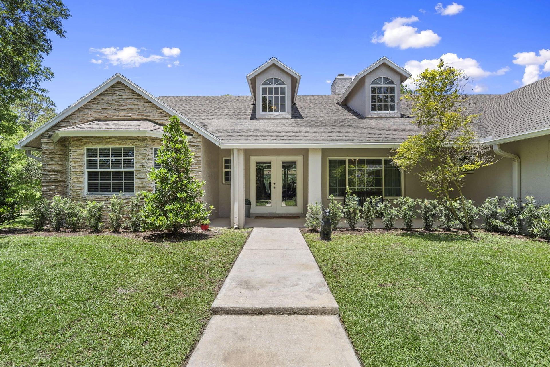Residence photo 51