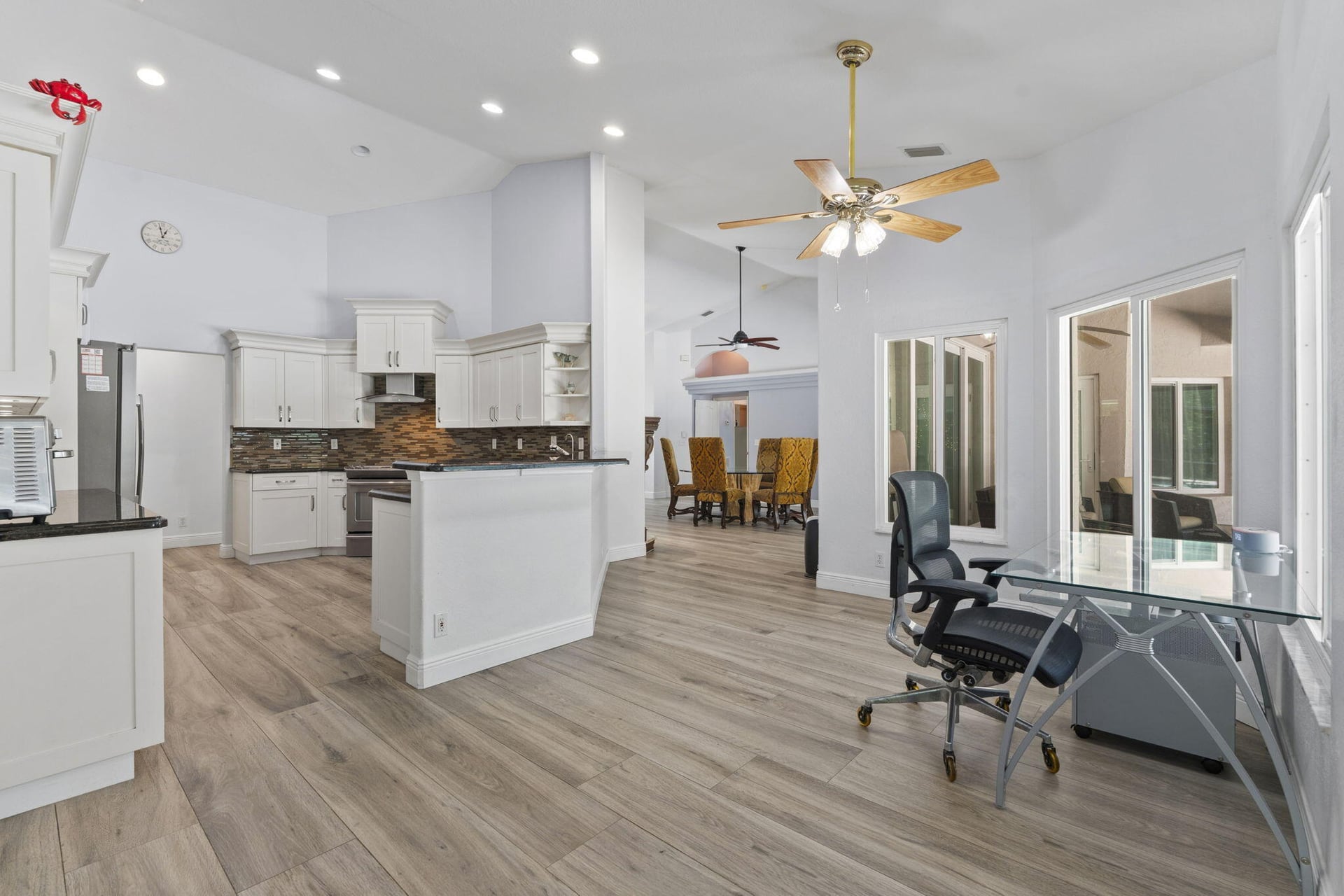 Residence photo 63