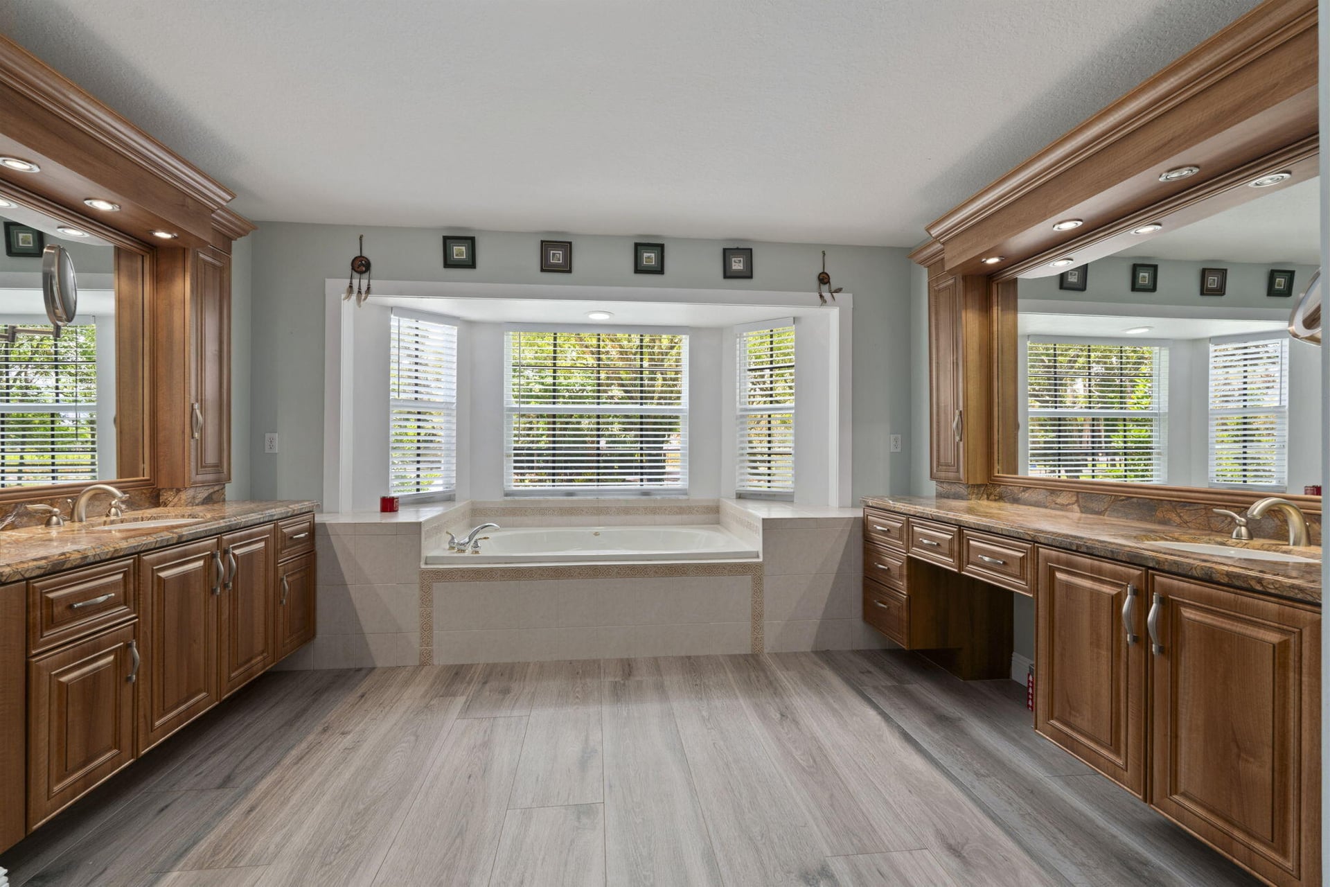 Residence photo 74