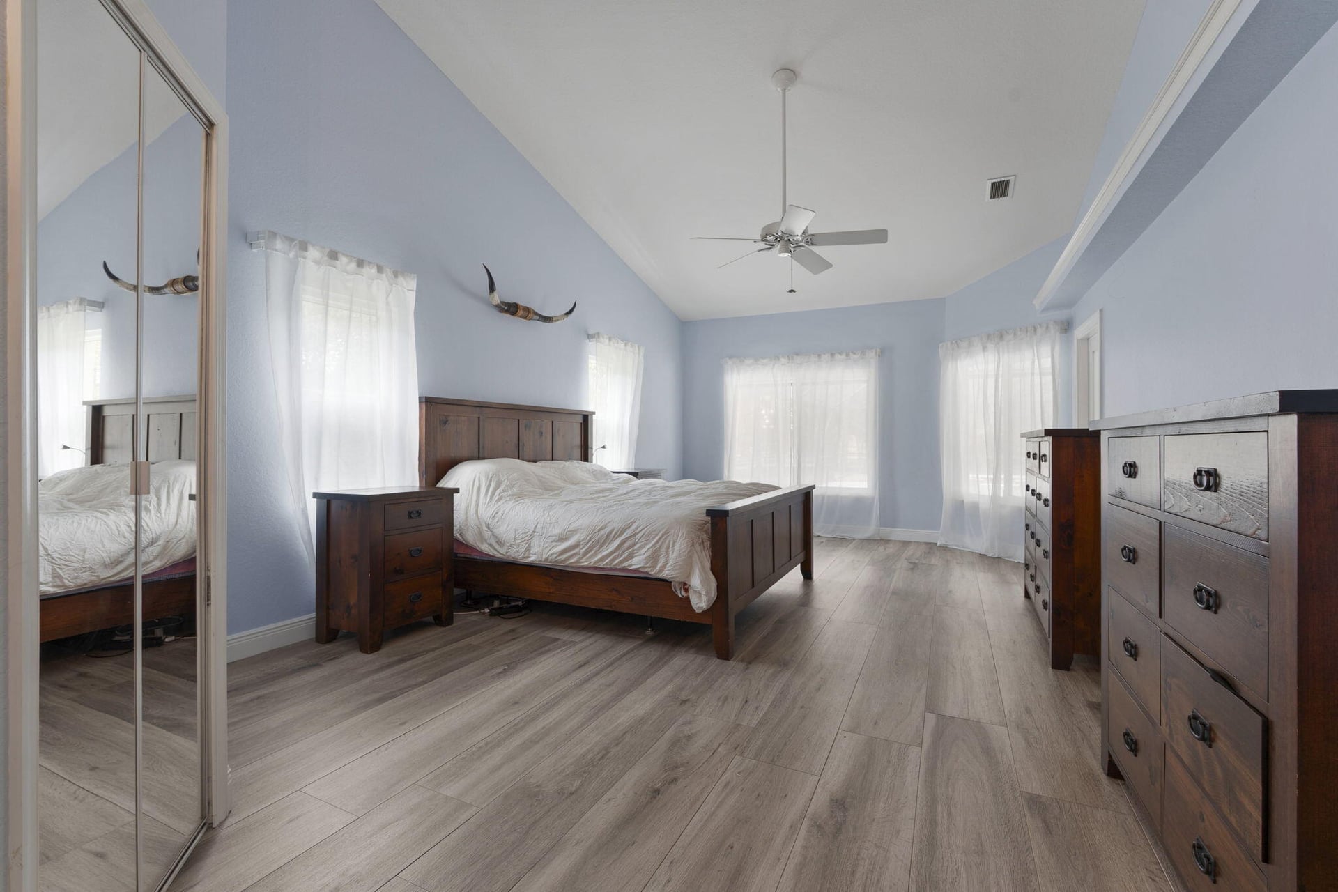 Residence photo 77