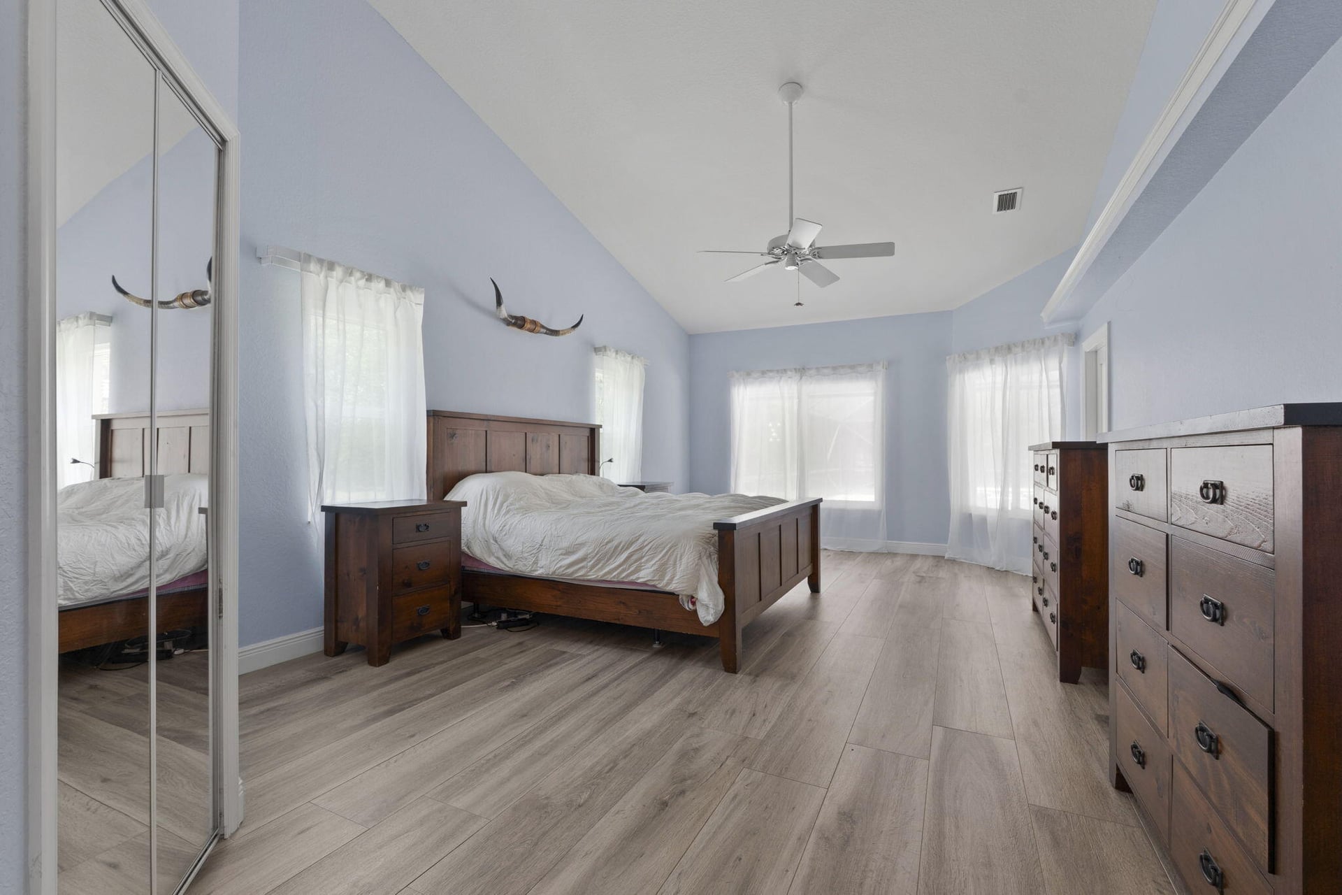 Residence photo 79