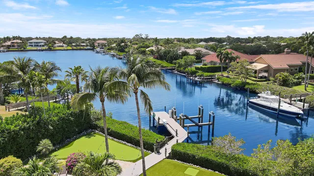 Jupiter River Estates Residence photo 9