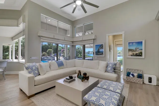 Jupiter River Estates Residence photo 23