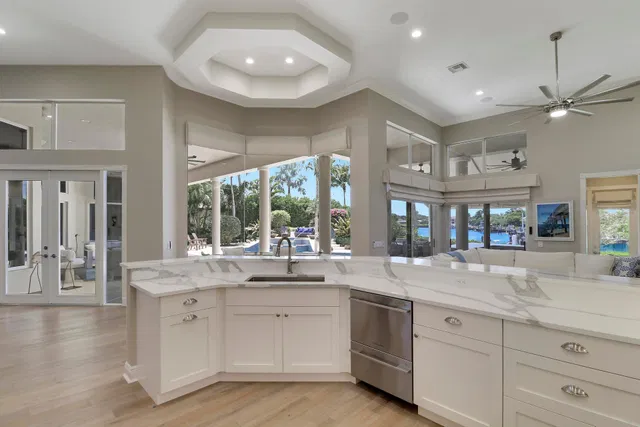 Jupiter River Estates Residence photo 26