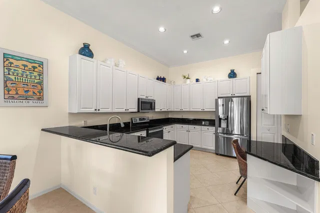 Residence photo 11