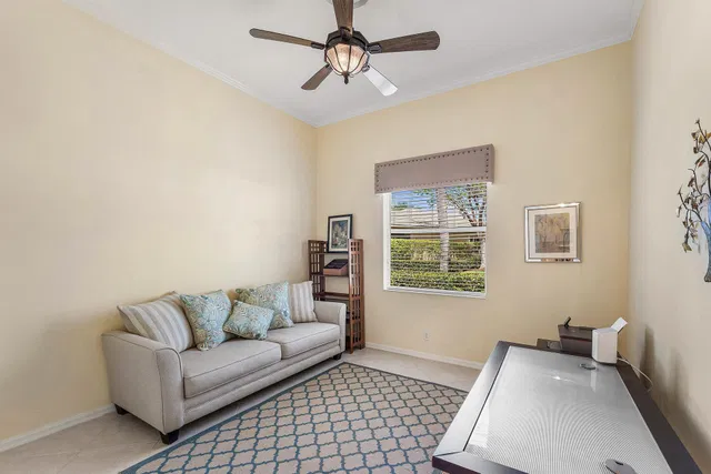 Residence photo 21