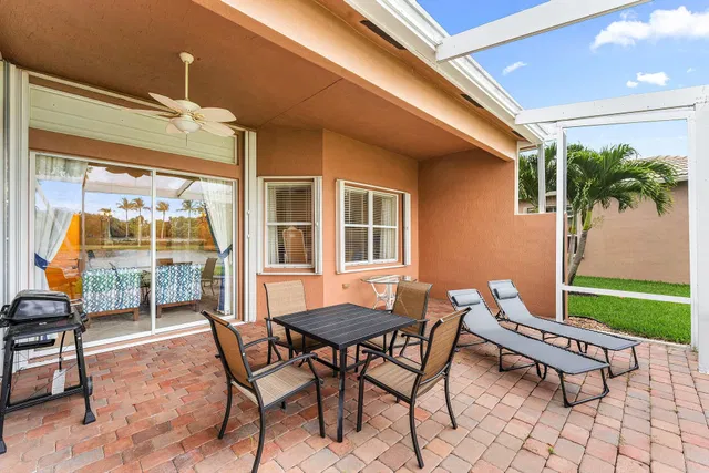 Residence photo 26