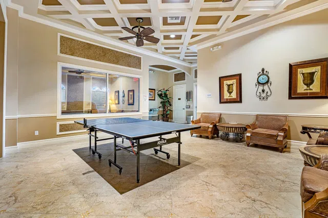 Residence photo 41