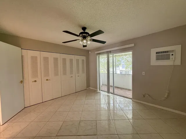 Unit 134 photo 2