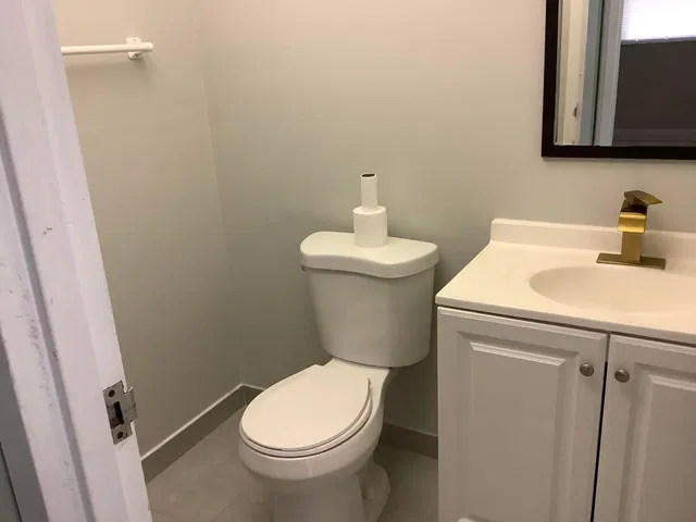 Unit 189 photo 14